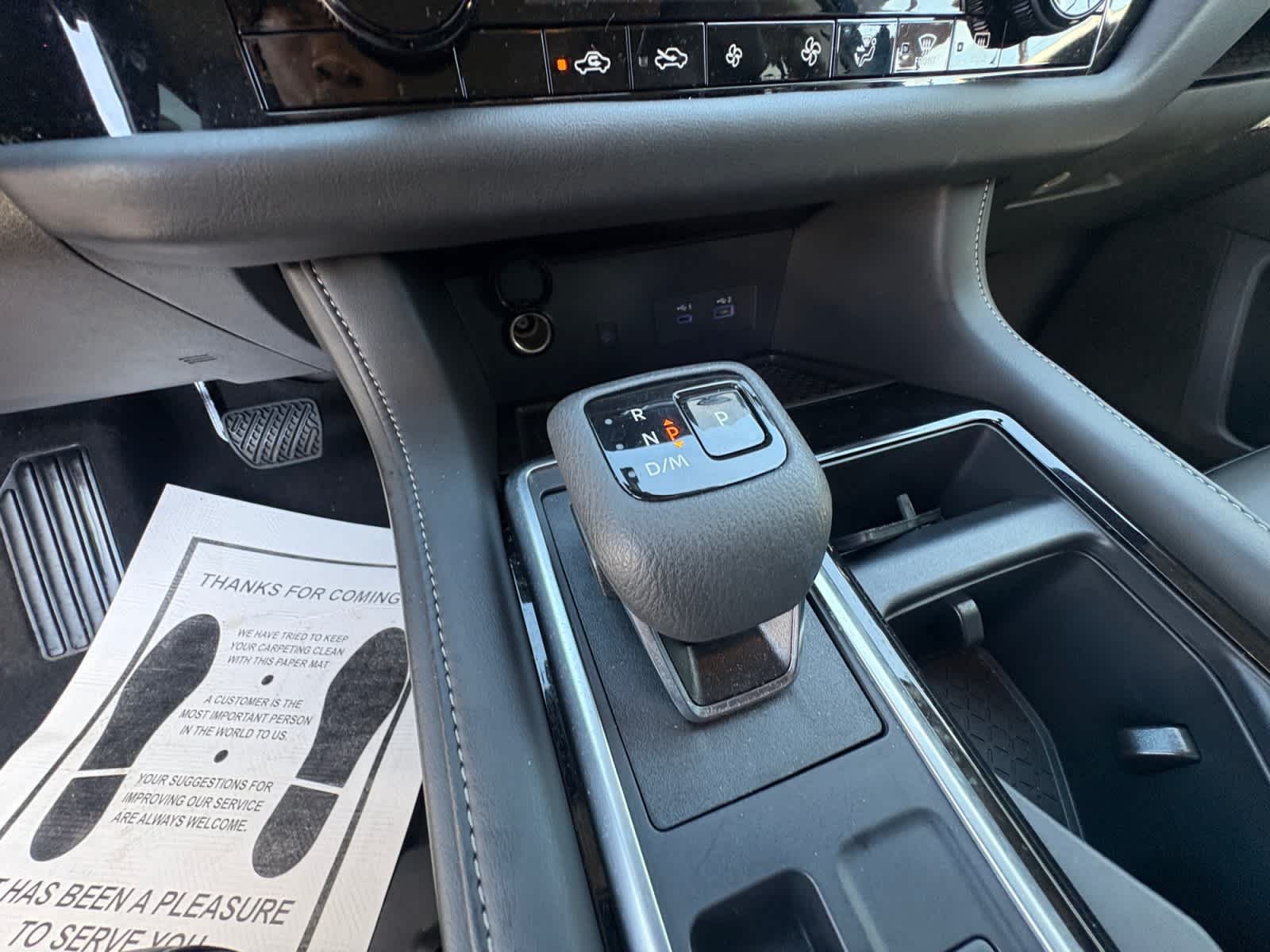 Used 2025 Deep Ocean Blue Pearl Nissan SL image 18