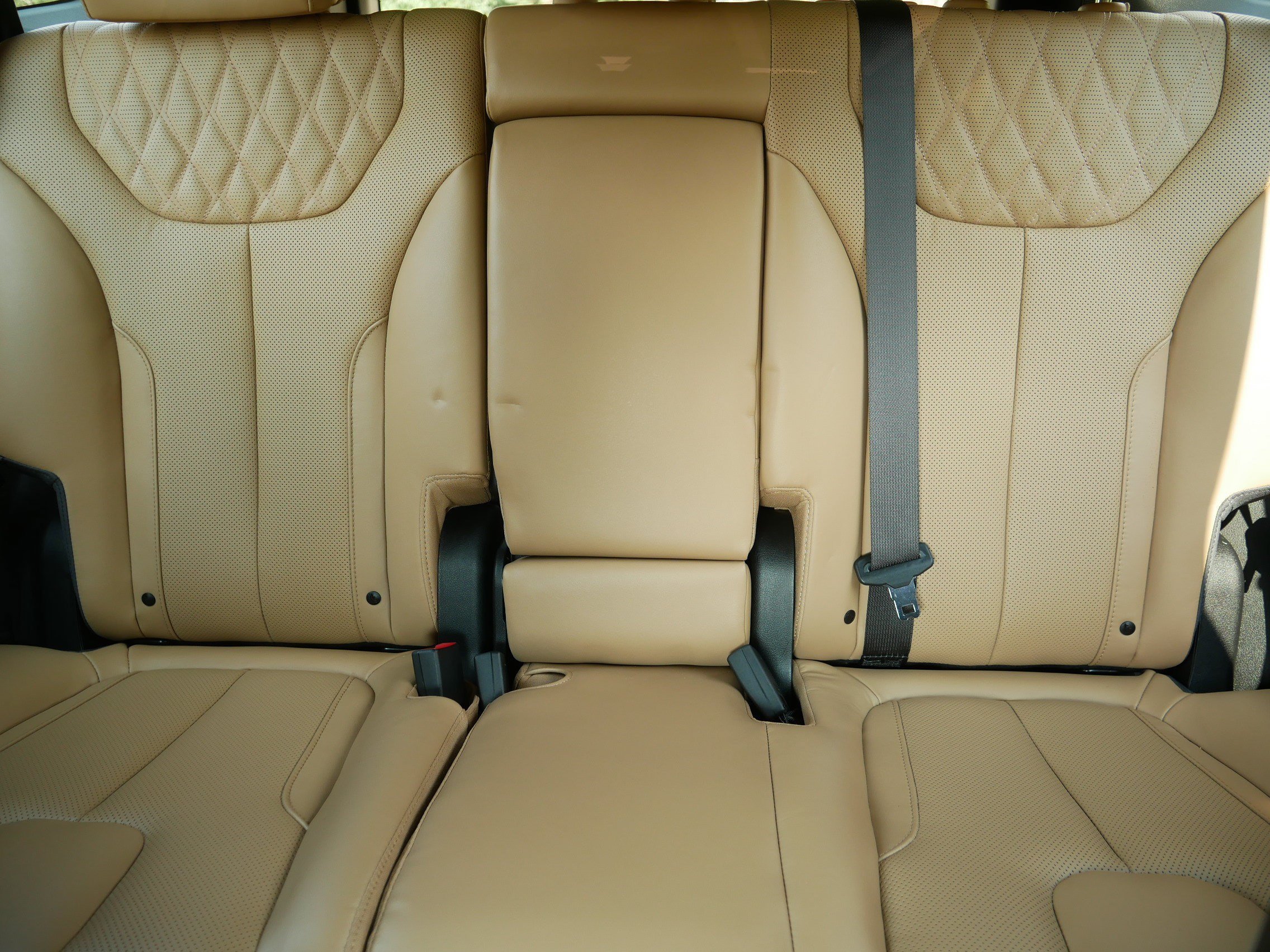 Used 2023 Hampton Gray Hyundai Calligraphy image 13