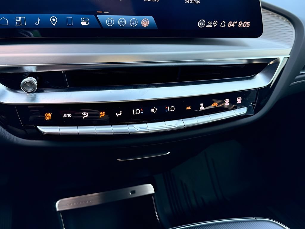 2026 Cadillac LYRIQ Luxury - Photo 13