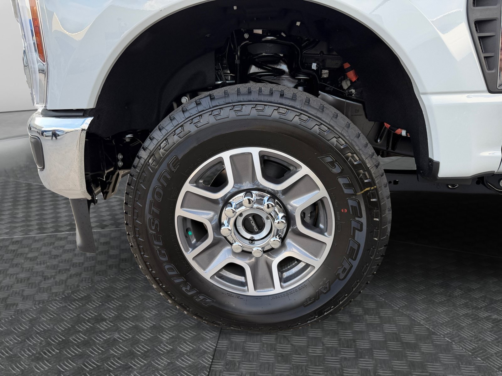 New 2026 Avalanche Ford LARIAT image 9