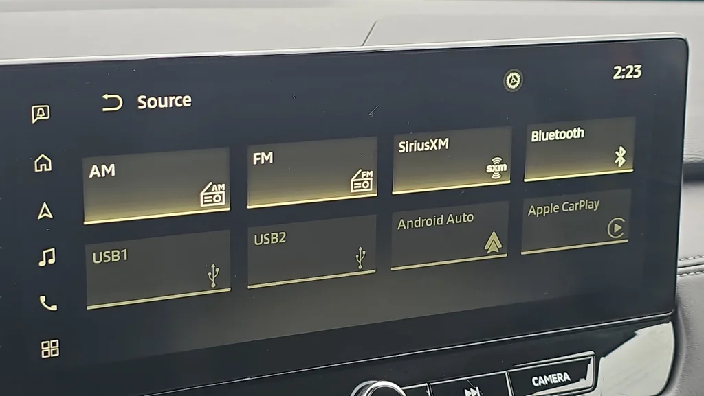 2025 Mitsubishi Outlander SE - Photo 32