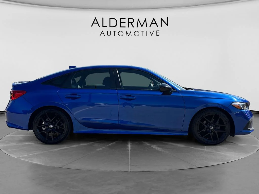 Used 2023 Blue Honda Sport image 6