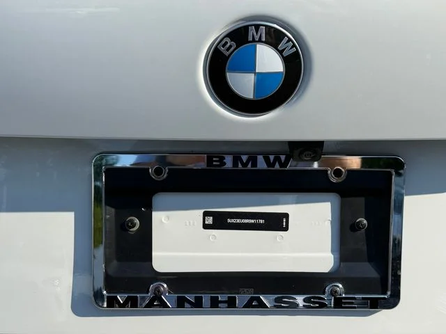 Certified Used 2024 Alpine White BMW xDrive40i image 38