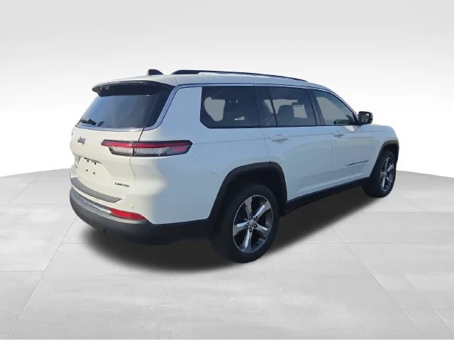 Used 2021 White Jeep Limited 4x4 image 6