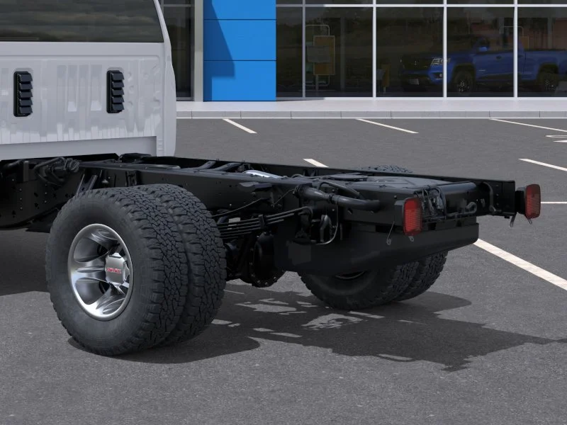 2026 GMC Sierra 3500 Chassis Cab Pro - Photo 14