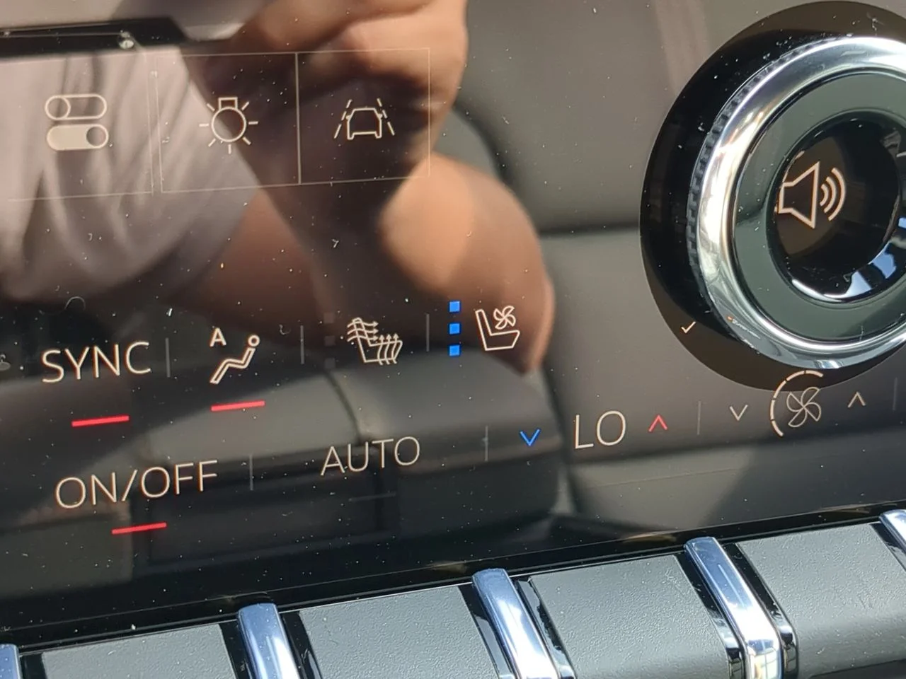 2026 GMC Acadia AT4 - Photo 80