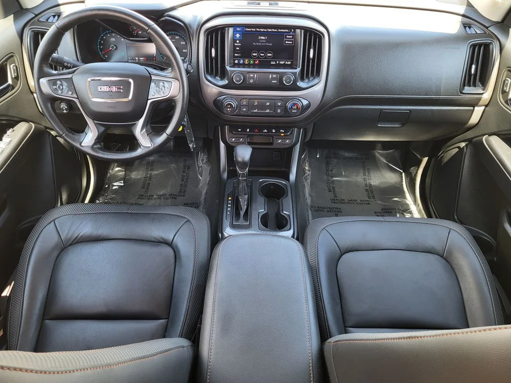 Used 2022 Onyx Black GMC AT4 - Leather image 20