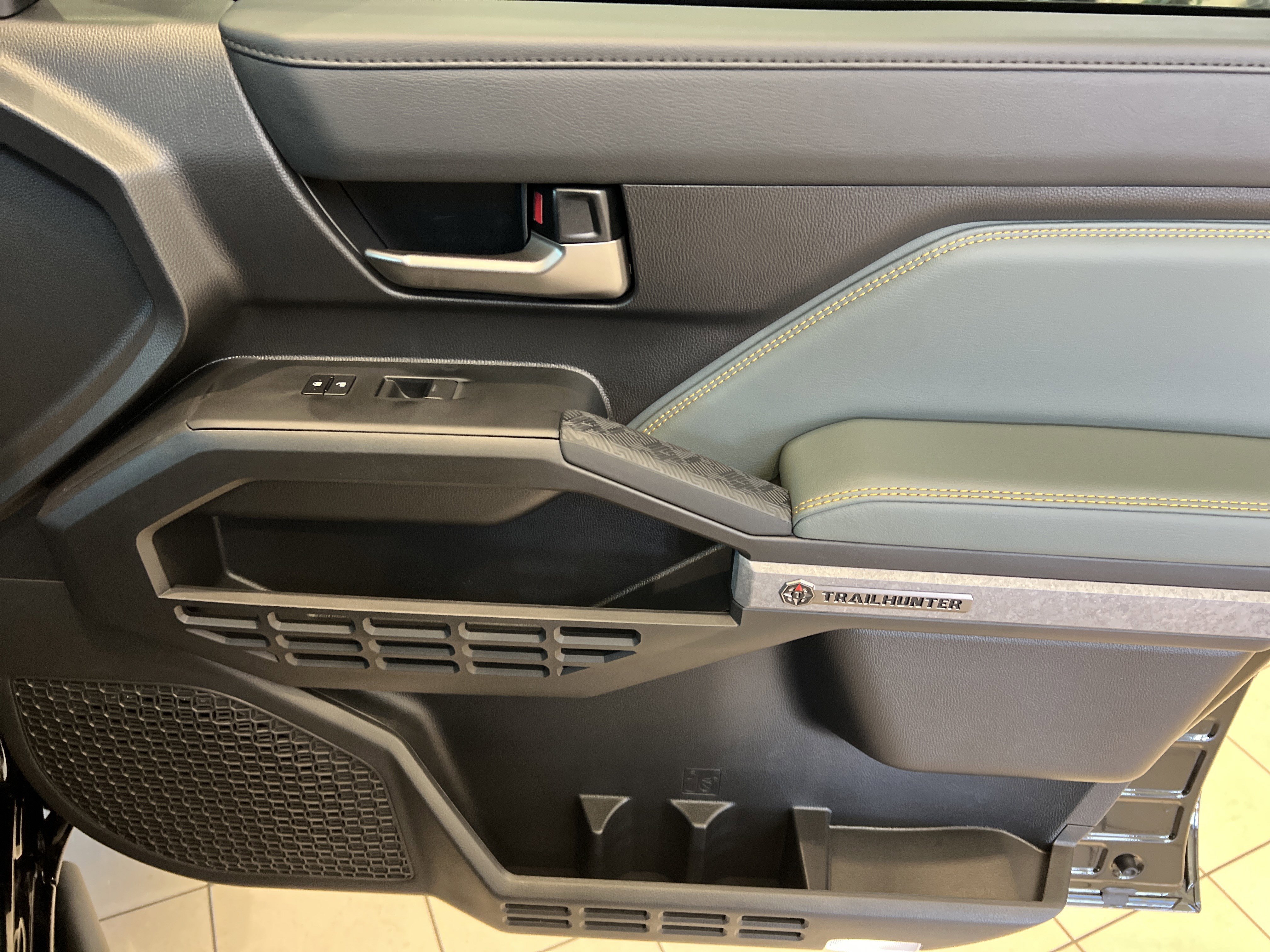 2025 Toyota Tacoma Trailhunter - Photo 14
