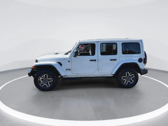 Used 2026 White Jeep Sahara image 5