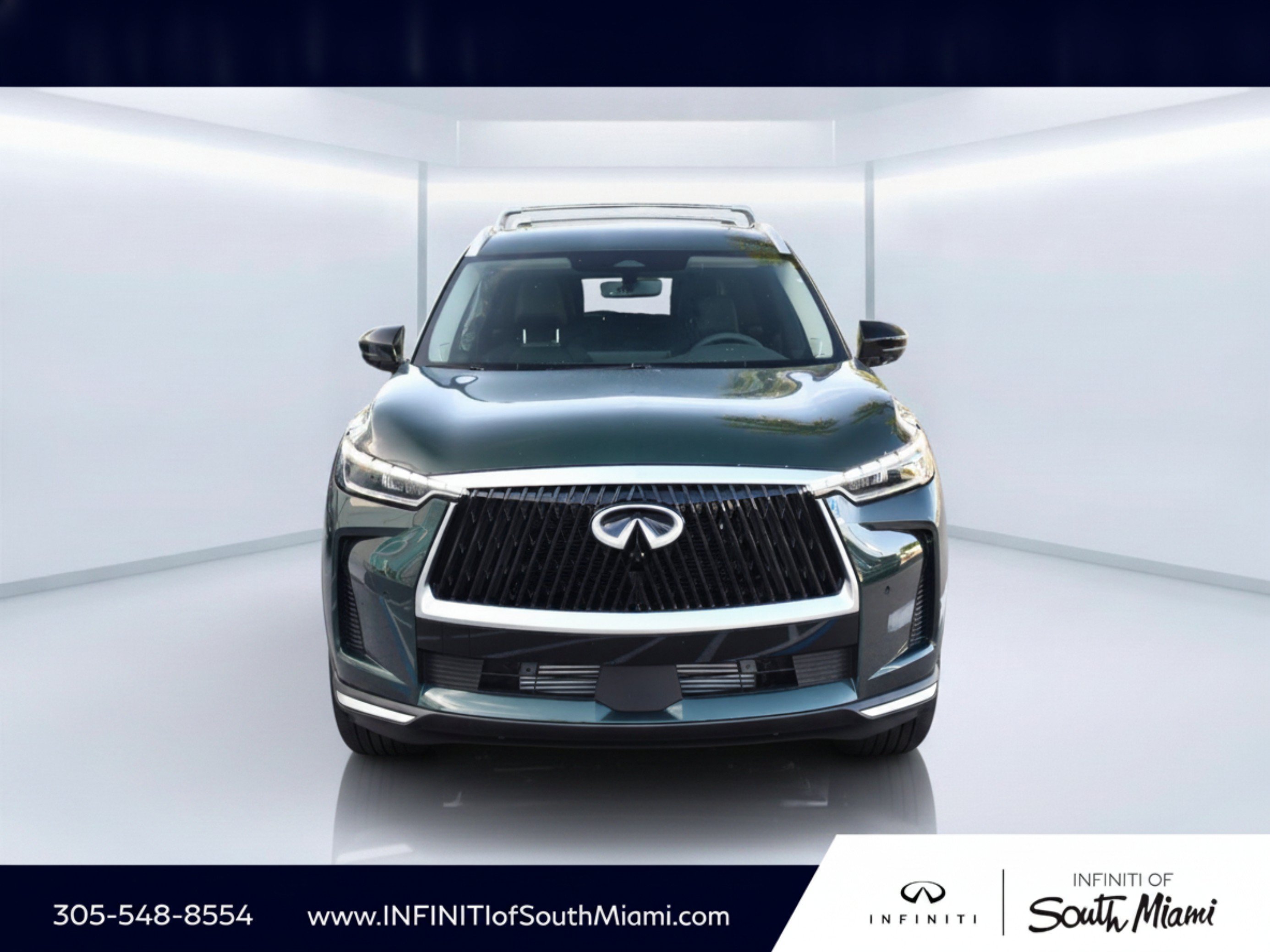 New 2027 DEEP EMERALD INFINITI Luxe FWD image 2