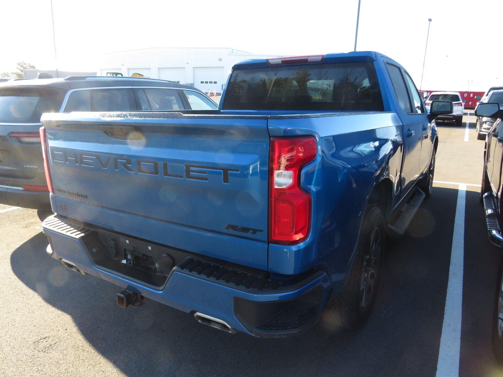 Used 2023 Glacier Blue Metallic Chevrolet RST image 9