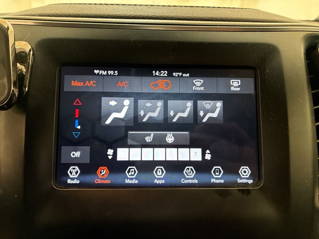 Used 2021 Red Jeep Latitude Lux image 13