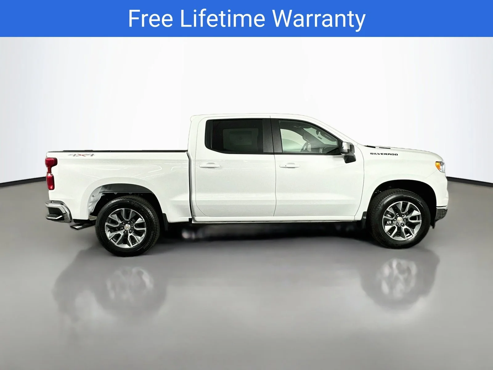 2026 Chevrolet Silverado 1500 LT - Photo 9