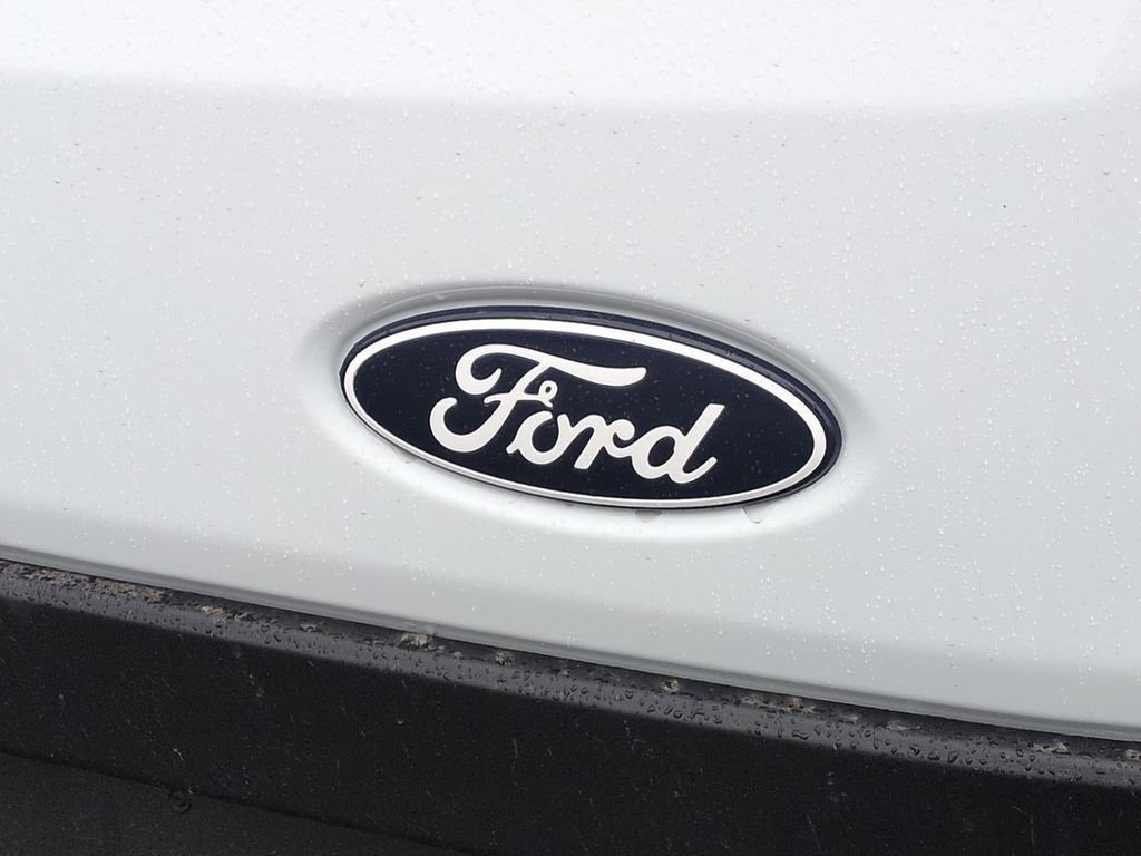 New 2026 Oxford White Ford Cargo Van image 55