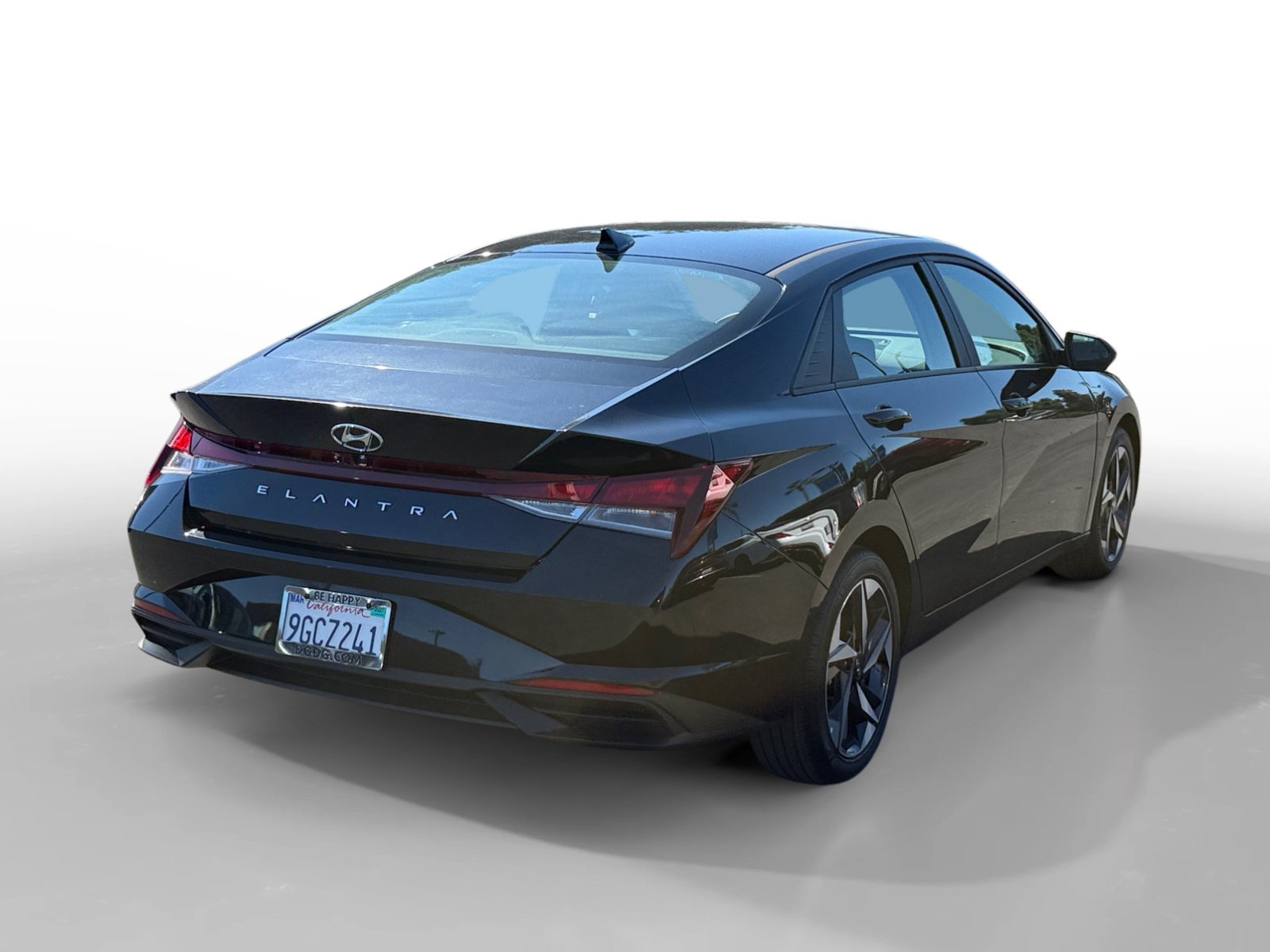 Certified Used 2023 Onyx Black Hyundai SEL image 5