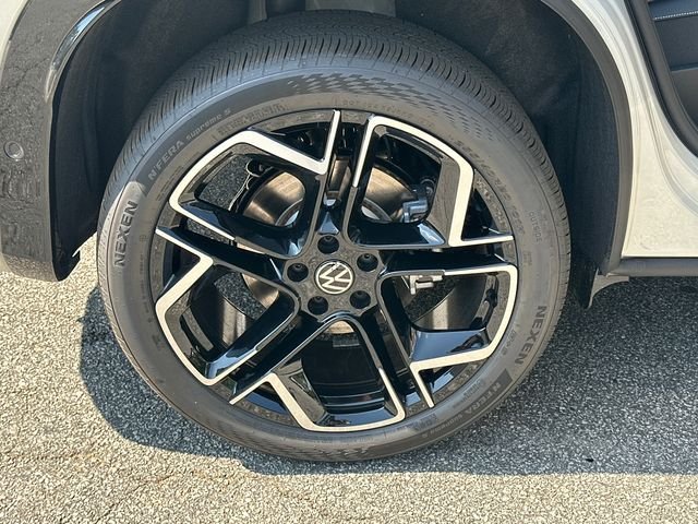 New 2026 Beige Volkswagen SEL R-Line Turbo image 17