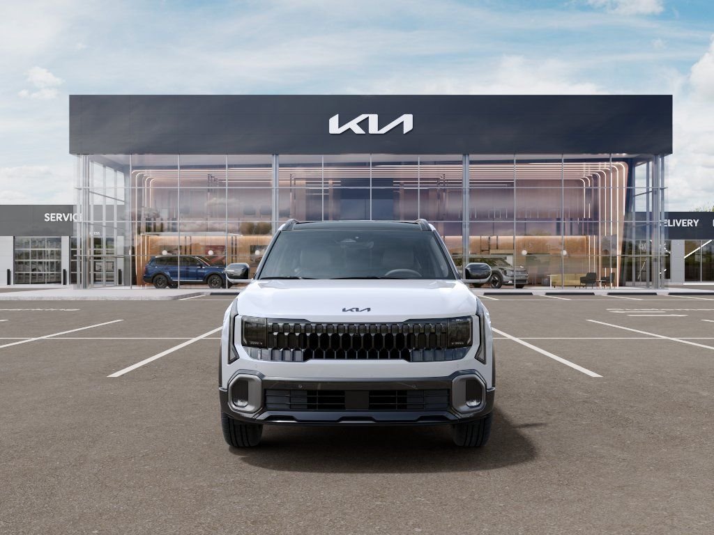 New 2027 White Kia X-Line S image 2