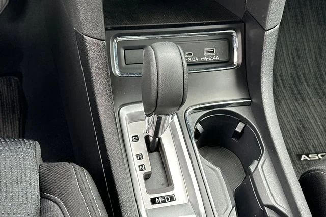 Used 2024 Brown Subaru Premium image 27