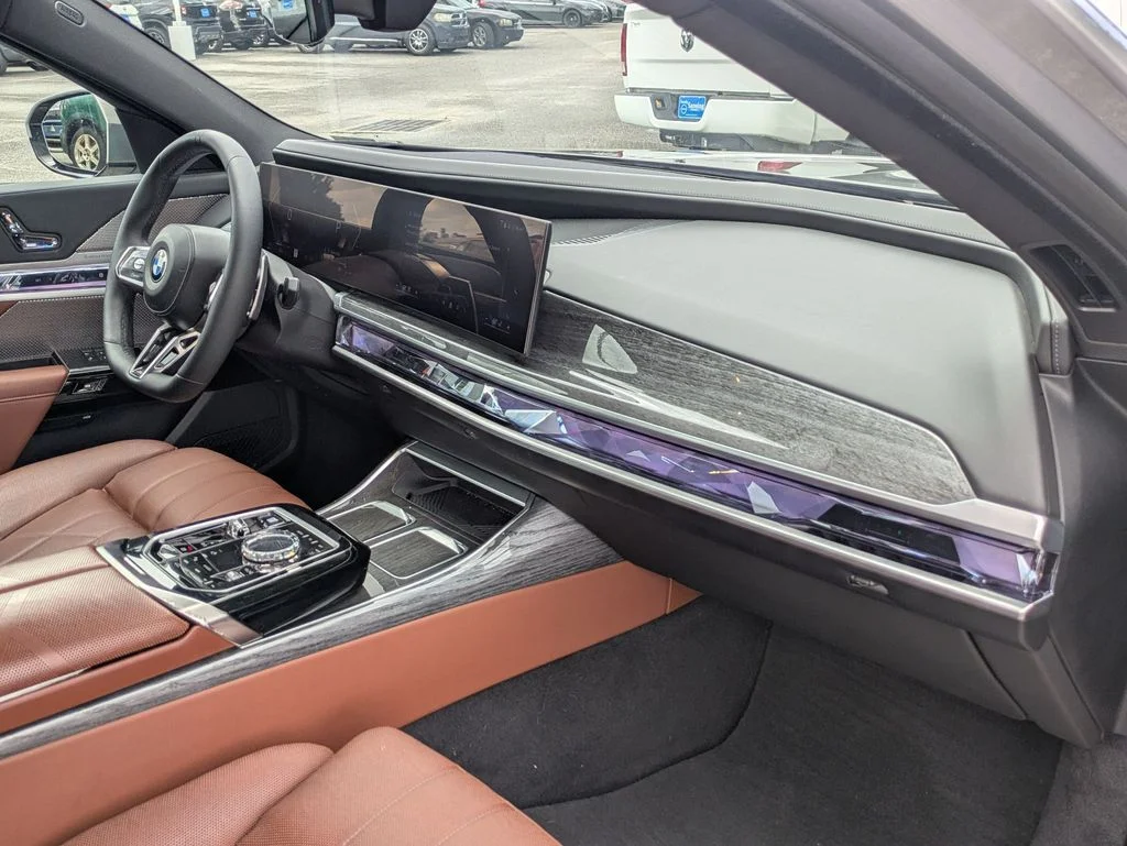 Used 2023 Gray BMW 740i image 26