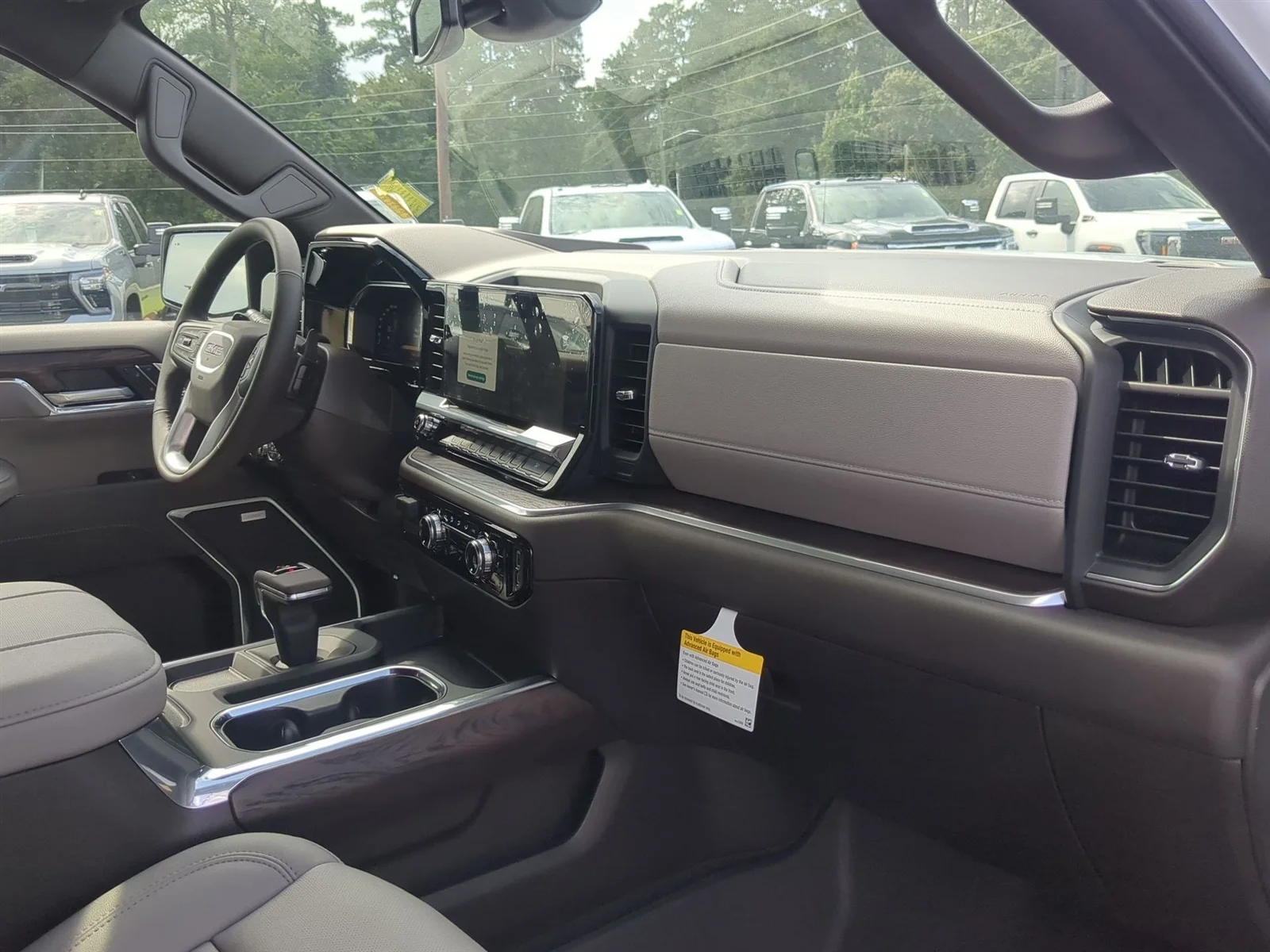 New 2026 Glacier White Tricoat GMC SLT image 53