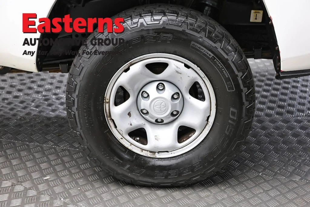 Used 2019 White Toyota SR image 8