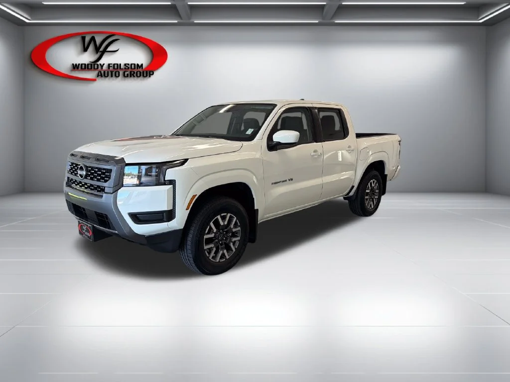 New 2027 White Nissan SV image 3