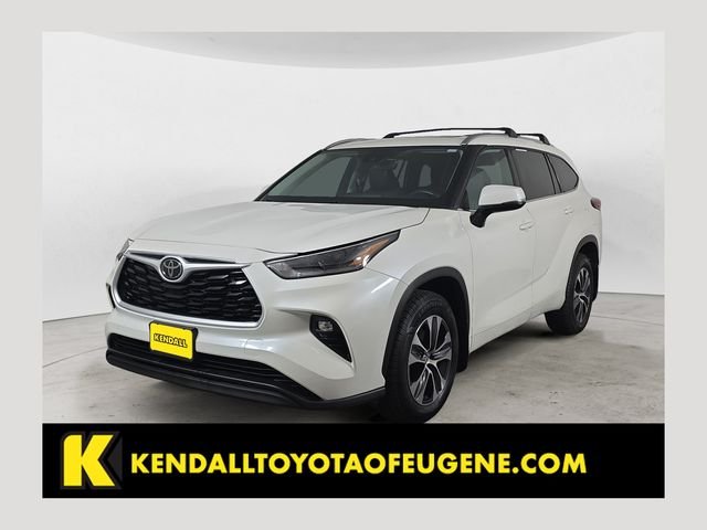 2021 Toyota Highlander XLE 4x4 V6's photo