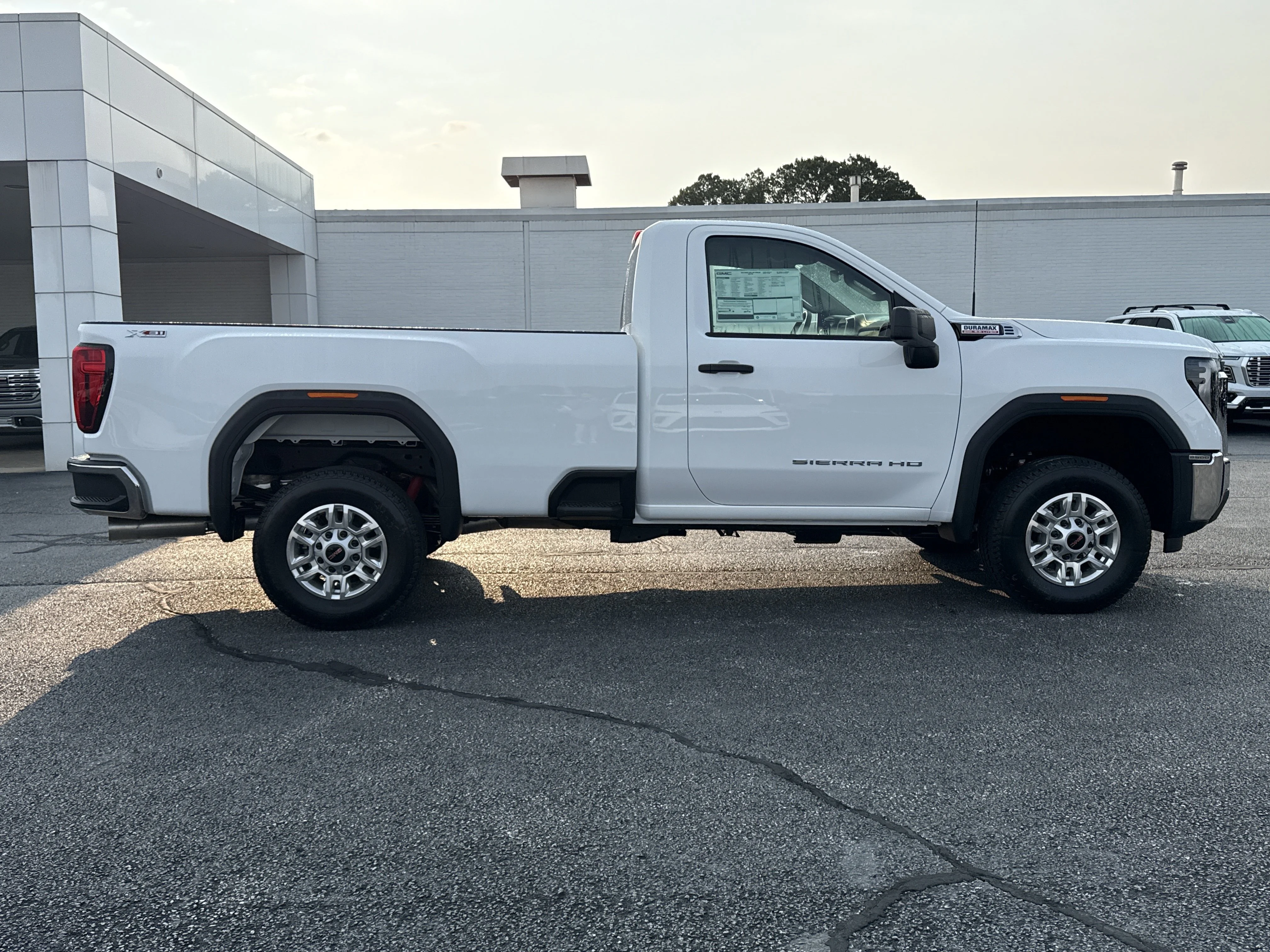 New 2026 Summit White GMC Pro 4WD image 2
