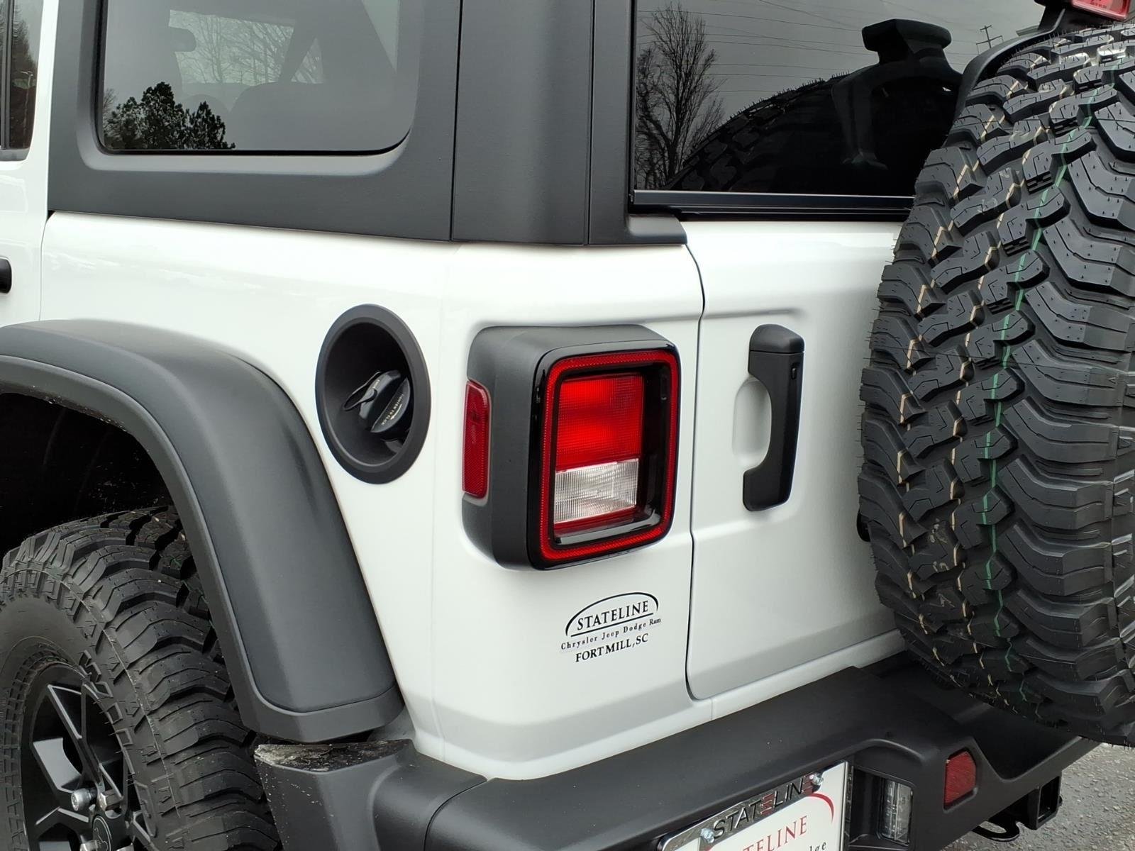 New 2026 Bright White Clear-Coat Exterior Paint Jeep Willys image 15