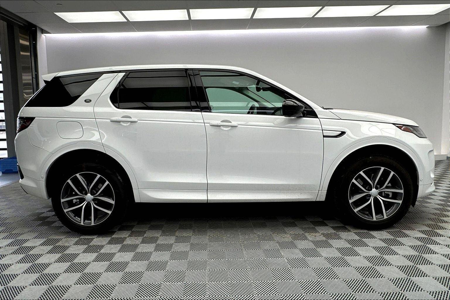 Used 2025 Fuji White Land Rover S image 5