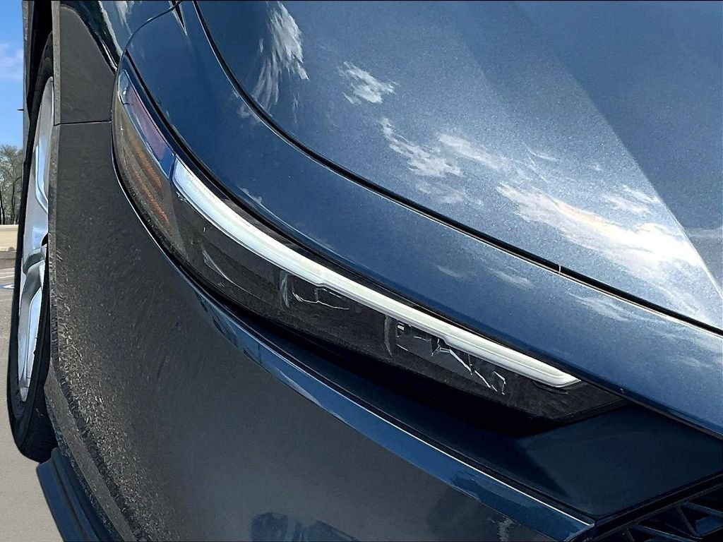 Used 2023 Blue Honda LX image 35