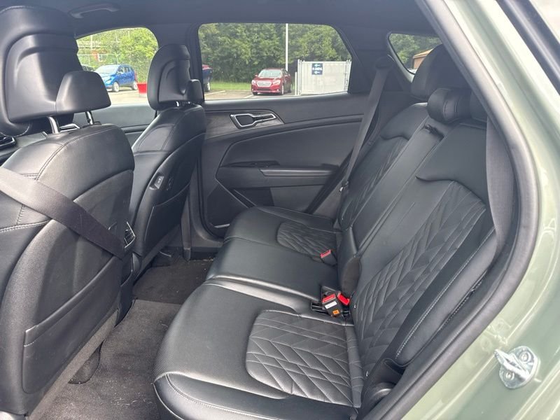 Used 2024 Green Kia X-Line image 5