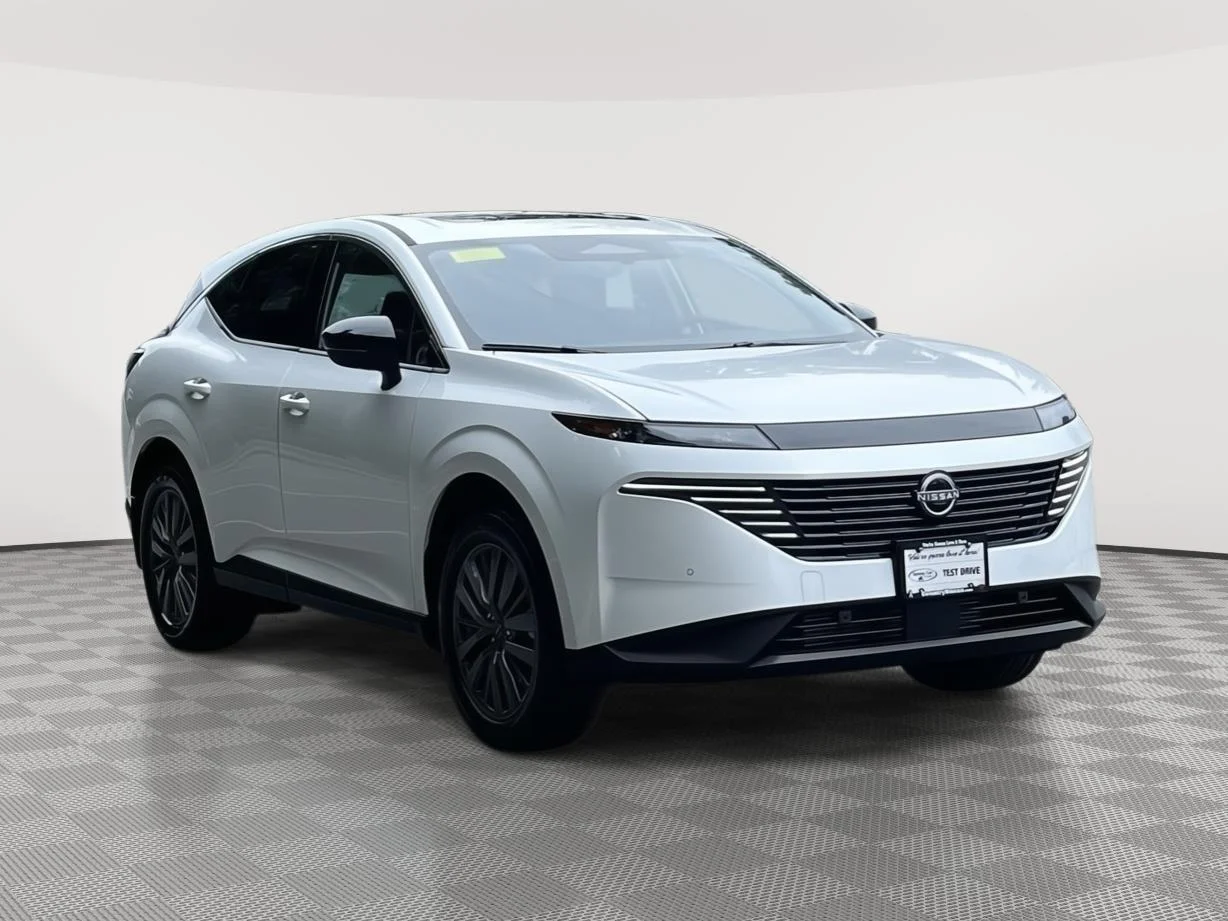 New 2026 Everest White Pearl TriCoat Nissan SL image 3