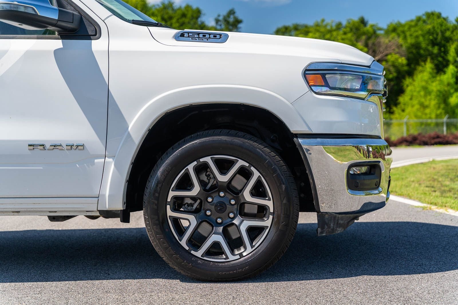 Used 2025 White Ram Laramie image 9