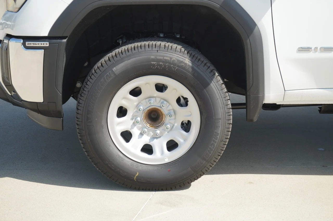 2026 GMC Sierra 2500HD Pro - Photo 15