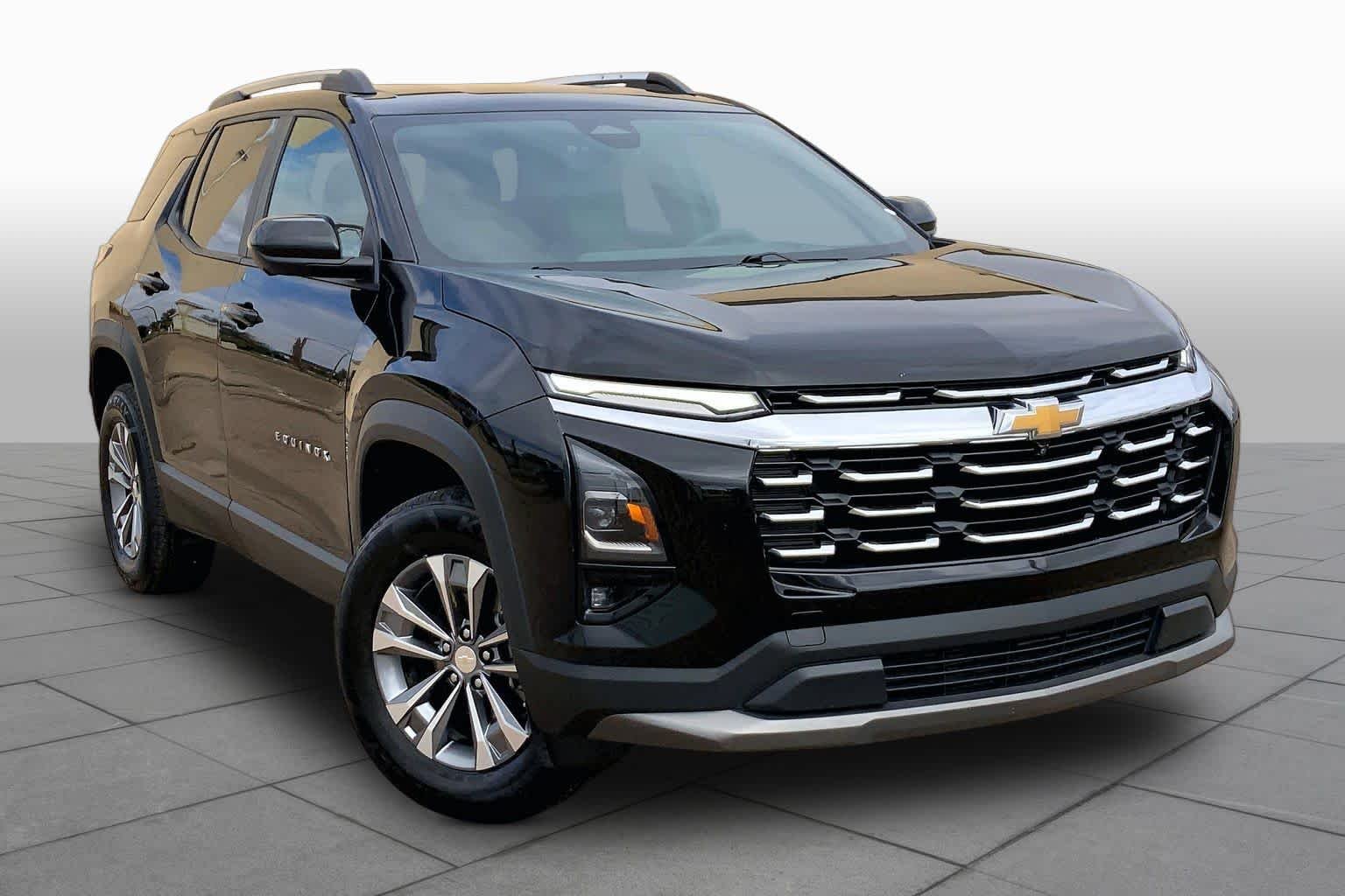 Used 2025 Mosaic Black Metallic Chevrolet FWD LT image 3