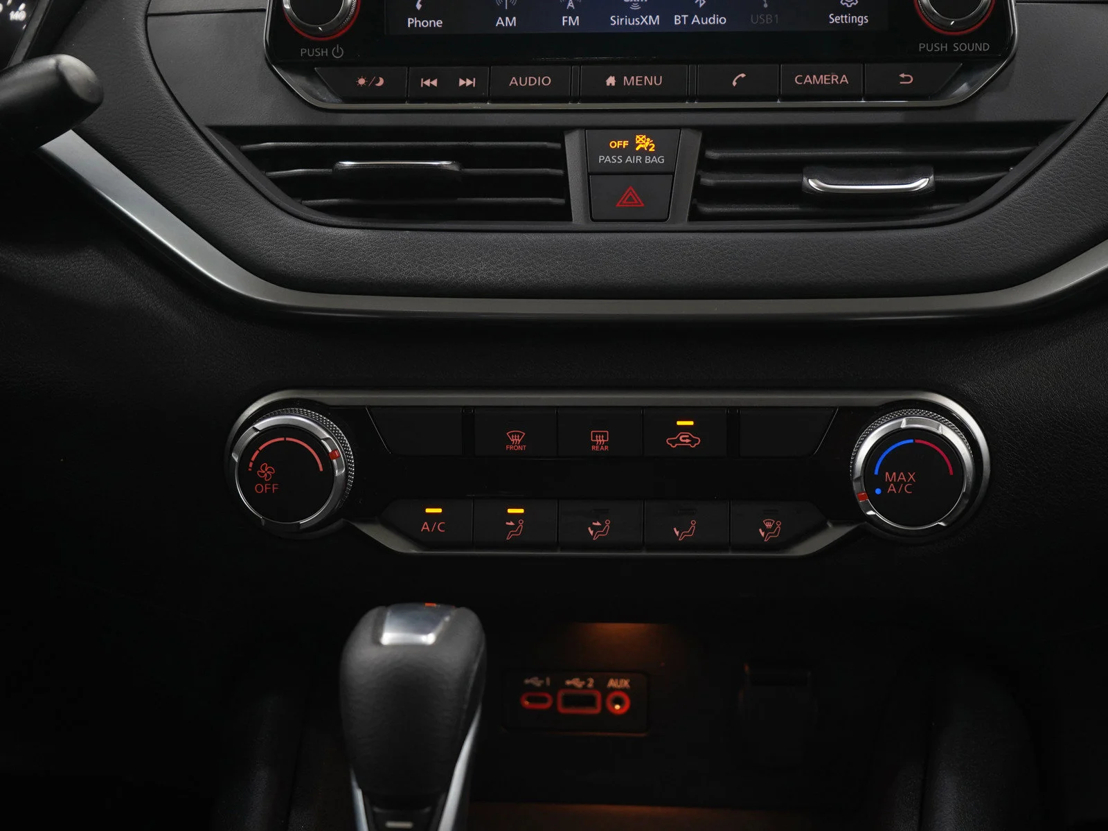 Used 2019 Super Black Clearcoat Nissan 2.5 S image 16