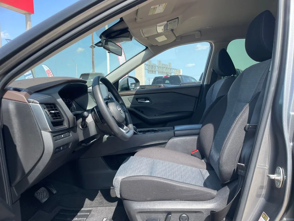Used 2023 Gray Nissan SV image 23