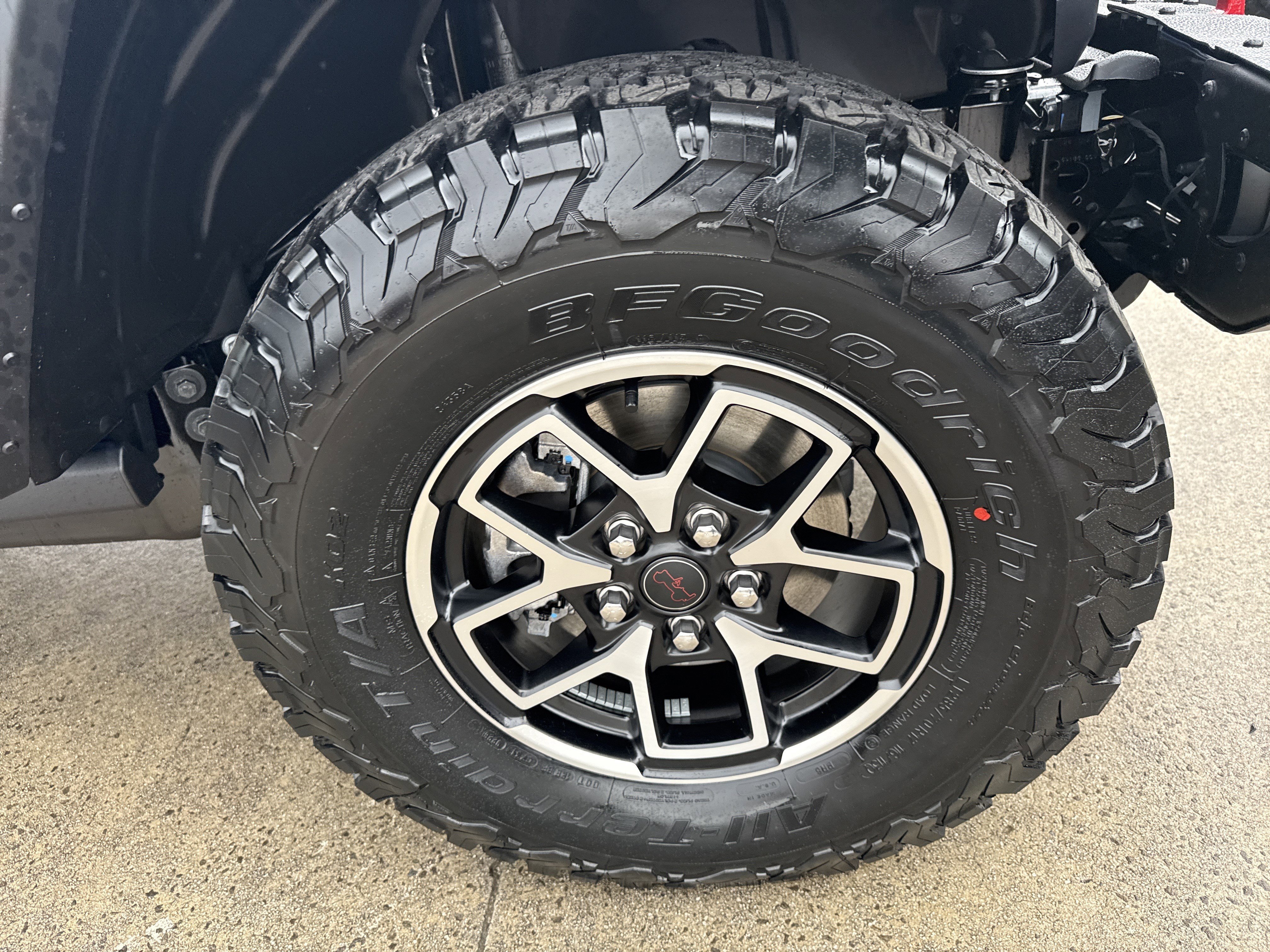 New 2026 Hydro Blue Pearlcoat Jeep  image 14