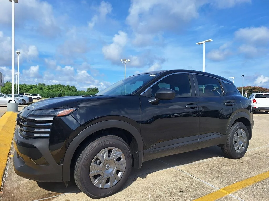 2026 Nissan KICKS