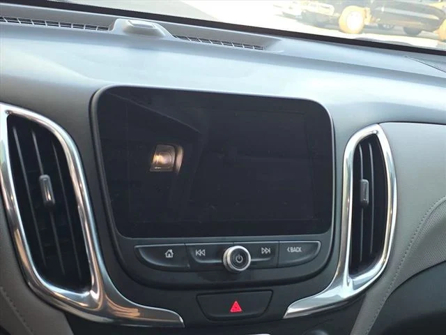 Used 2019 Beige Chevrolet Premier image 27