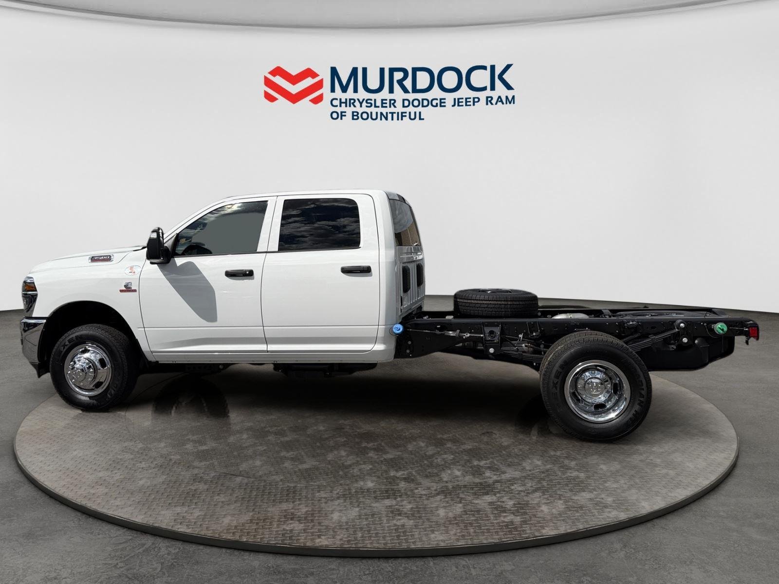 New 2026 Bright White Clearcoat RAM Tradesman image 2