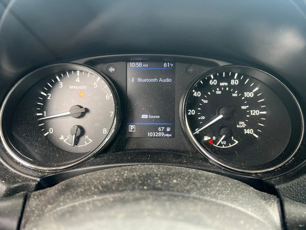 Used 2020 Blue Nissan S image 12