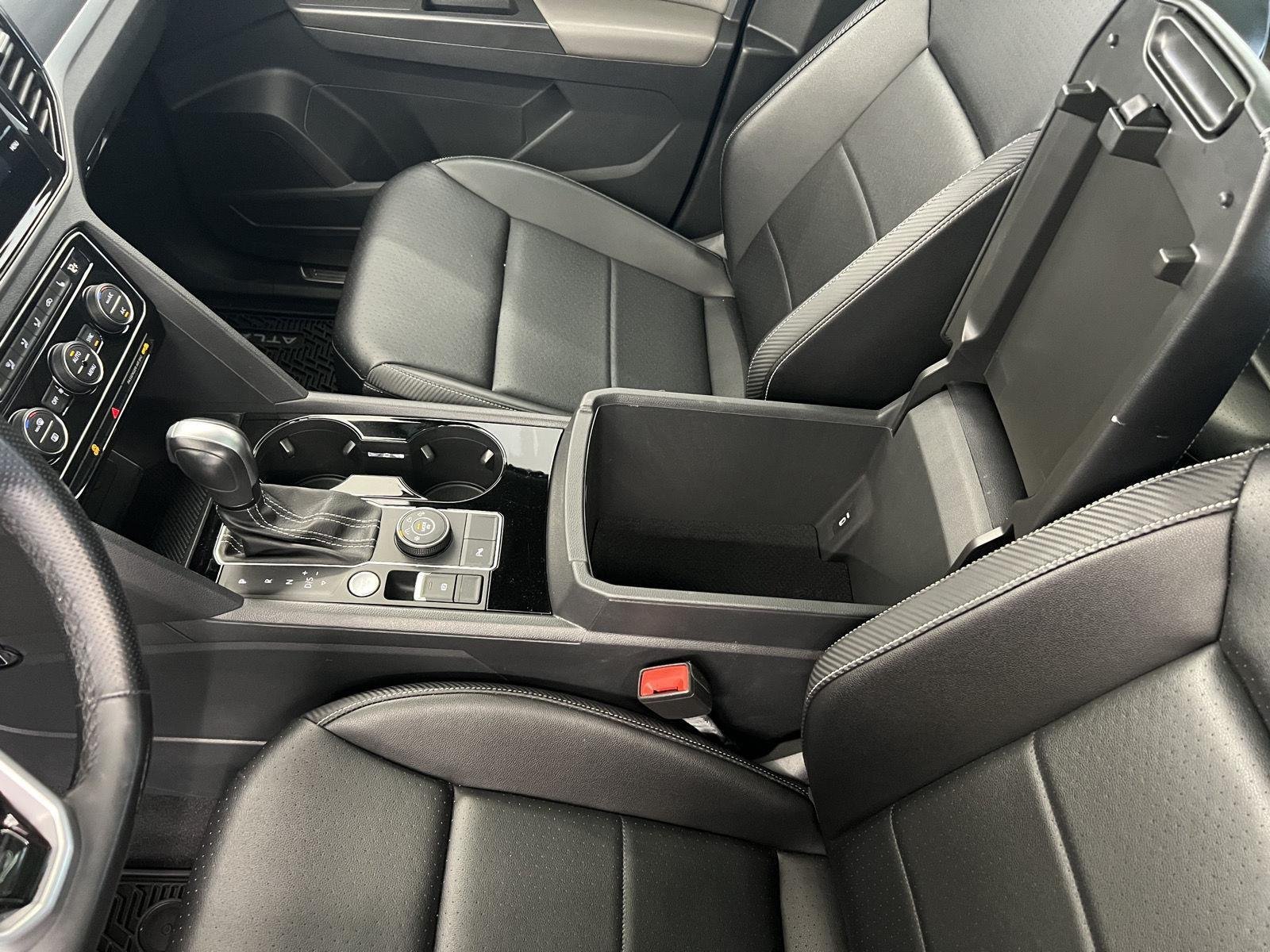 2022 Volkswagen Atlas Cross Sport SEL R-Line - Photo 21