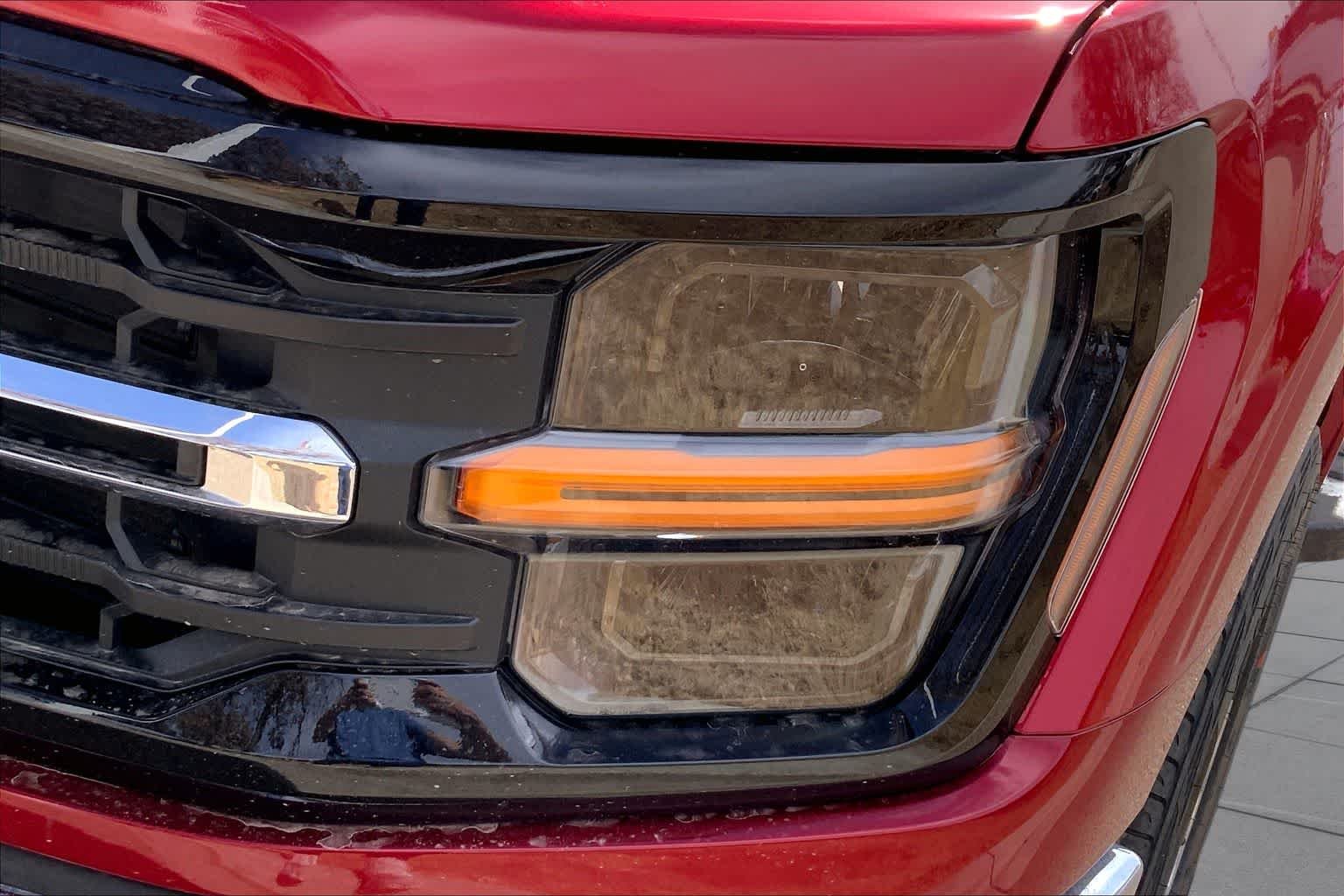 New 2026 Ruby Red Metallic Tinted Clearcoat Ford XLT image 13