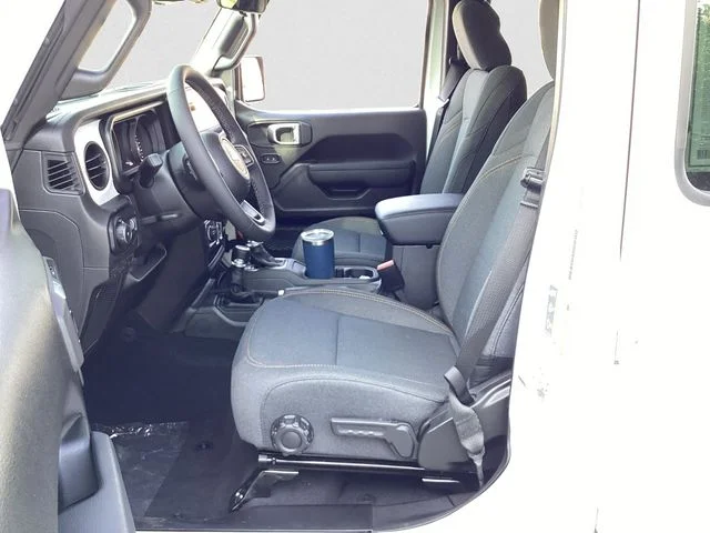 New 2026 Bright White Clearcoat Jeep 4-DOOR SPORT S image 10
