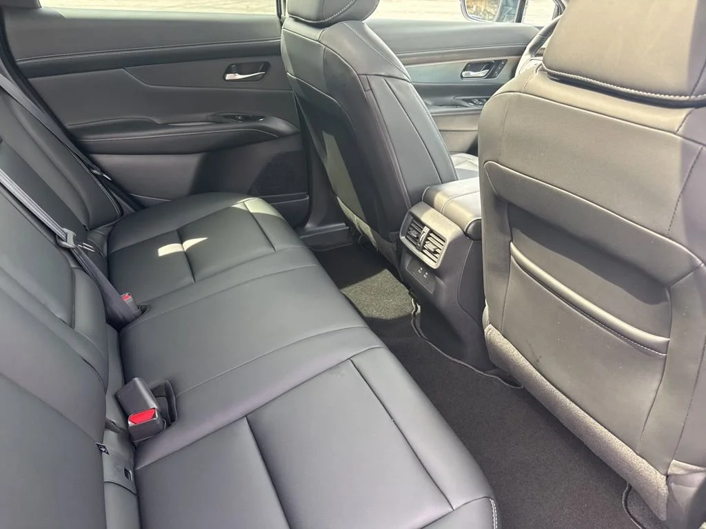 Used 2025 Black Nissan SL image 12