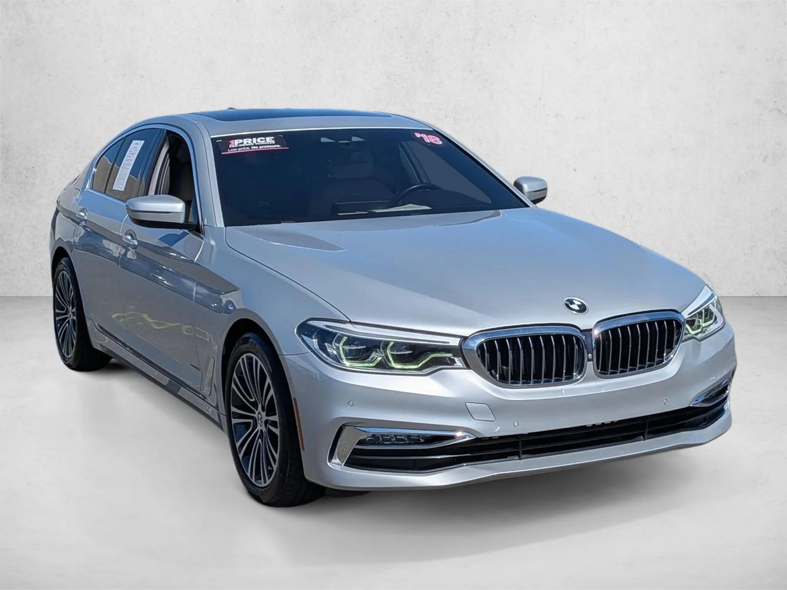 Used 2018 Glacier Silver Metallic BMW 530i image 3