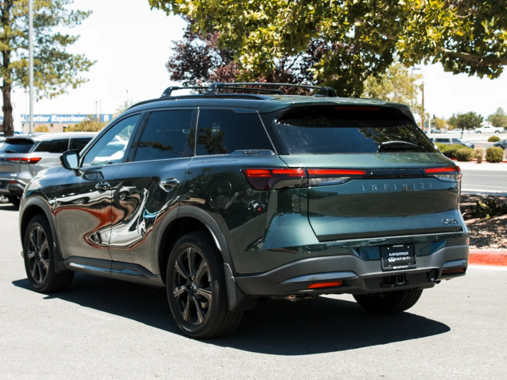 New 2027 DEEP EMERALD INFINITI Autograph AWD image 8