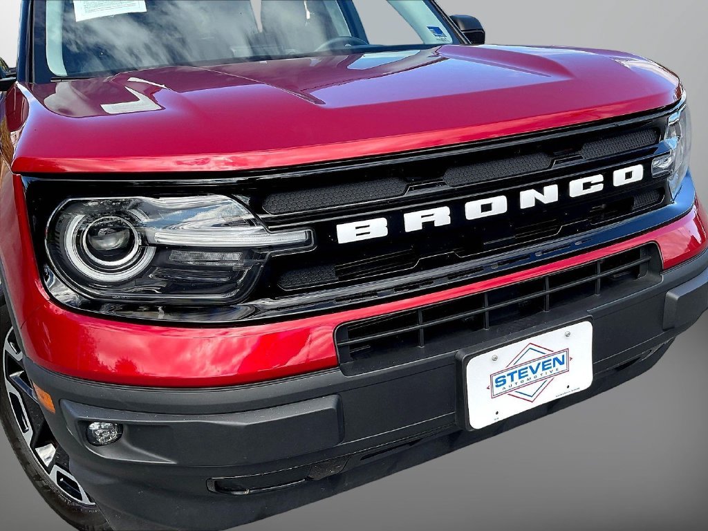 Used 2021 Red Ford Outer Banks image 33